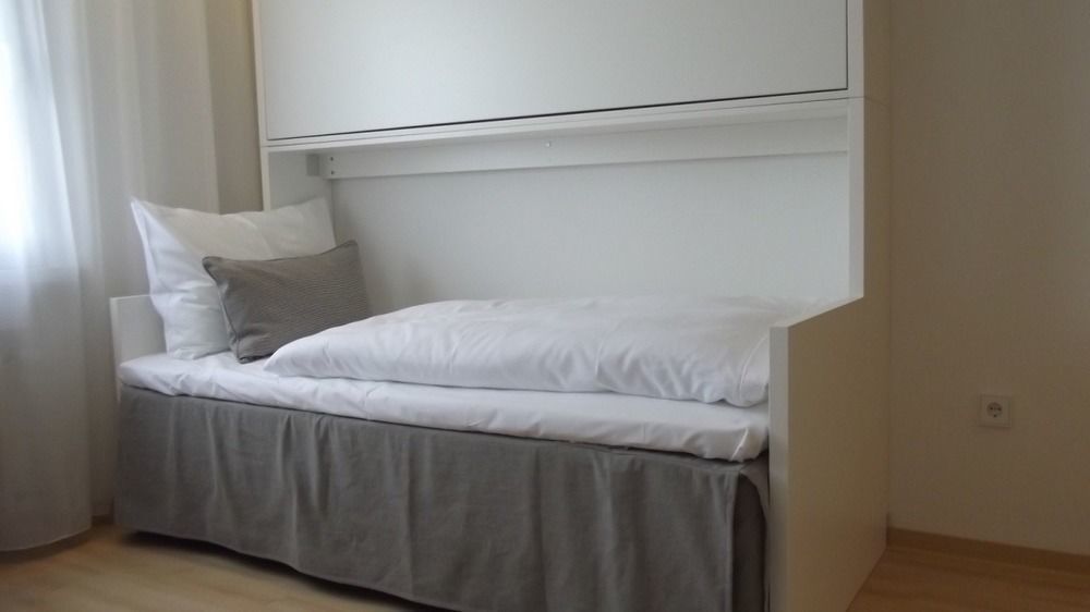 Hotel Am Engelberg Winterbach  Экстерьер фото